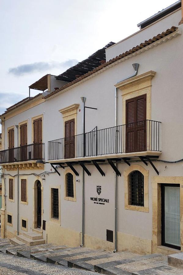 B&B Vicere Speciale Noto Luaran gambar